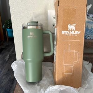 Brand new Stanley Tumbler in Shrub